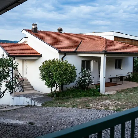 New House, Near Makarska